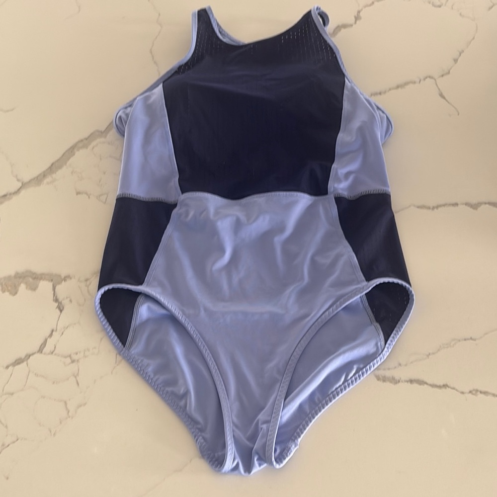 Athleta Light Blue and Black Activewear